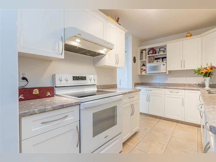 3962 Rock City Road, Nanaimo, BC, V9T 4Y8 - 13