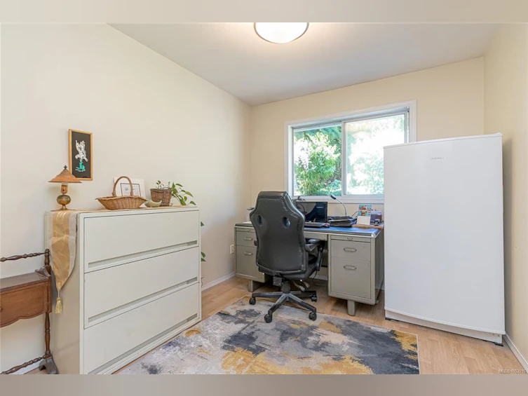 3962 Rock City Road, Nanaimo, BC, V9T 4Y8 - 24