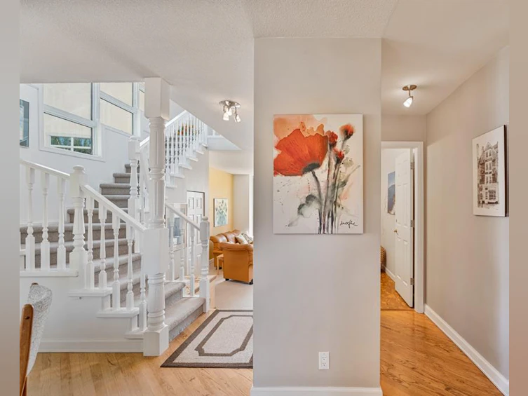 40-211 Robert Street, Victoria, BC, V9A 3Z1 - 11