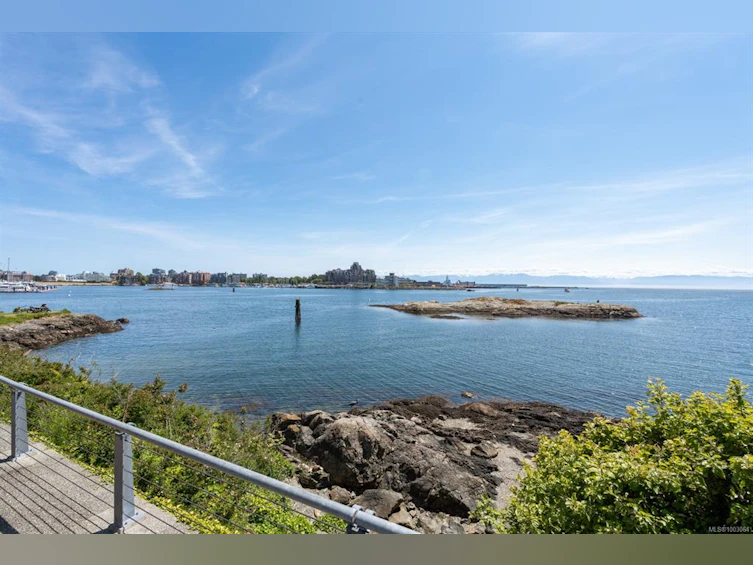 40-211 Robert Street, Victoria, BC, V9A 3Z1 - 35