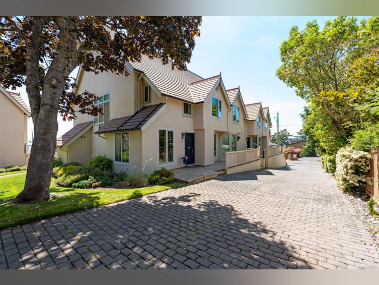 40-211 Robert Street, Victoria, BC, V9A 3Z1 - 28
