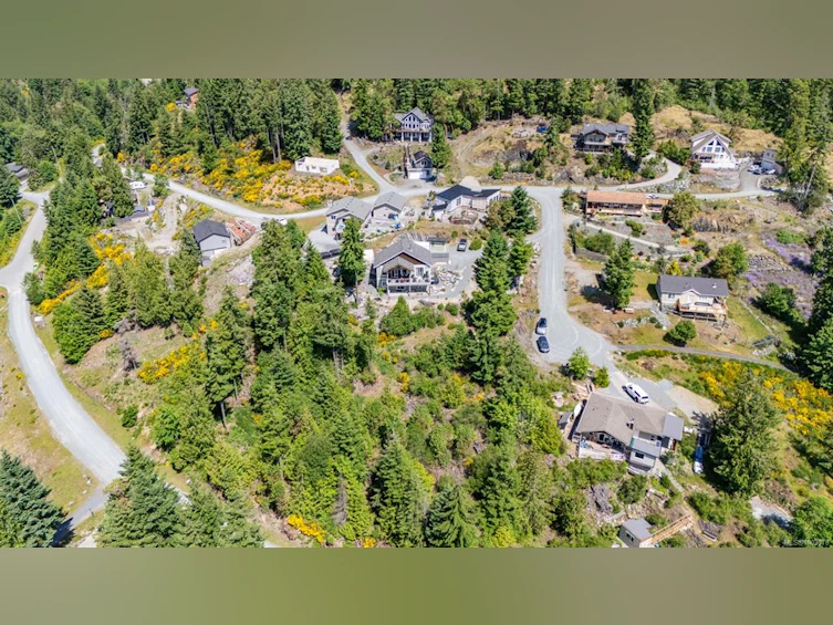 7454 Teal Court, Lake Cowichan, BC, V0R 2G1 - 45