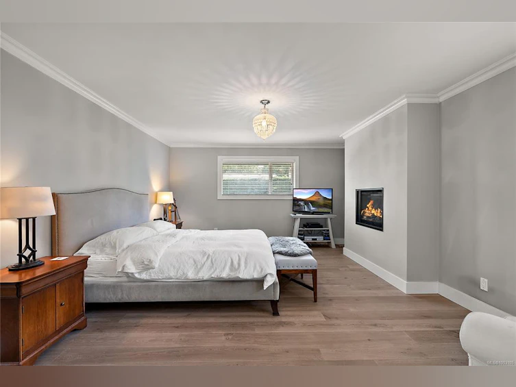 835 Gulfview Place, Saanich, BC, V8Y 2R6 - 22
