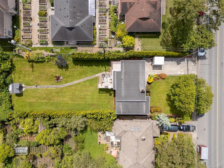 3065 Harriet Road, Victoria, BC, V9A 1T6 - 55
