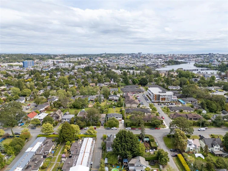 3065 Harriet Road, Victoria, BC, V9A 1T6 - 65