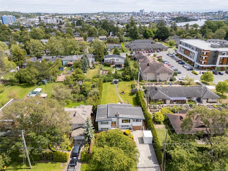 3065 Harriet Road, Victoria, BC, V9A 1T6 - 59