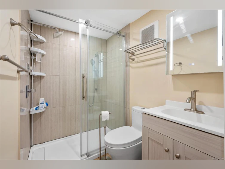 3065 Harriet Road, Victoria, BC, V9A 1T6 - 29