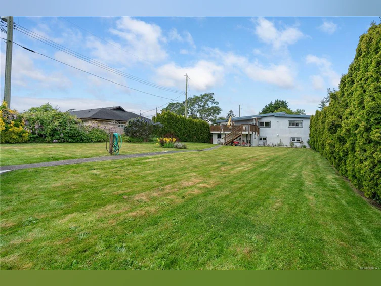 3065 Harriet Road, Victoria, BC, V9A 1T6 - 43