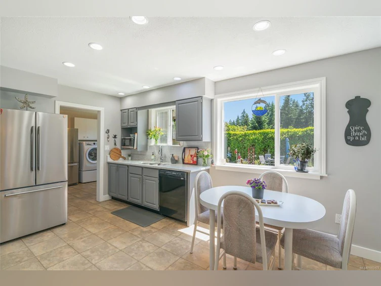 1800 Craig Drive, Nanoose, BC, V0R 2R0 - 3