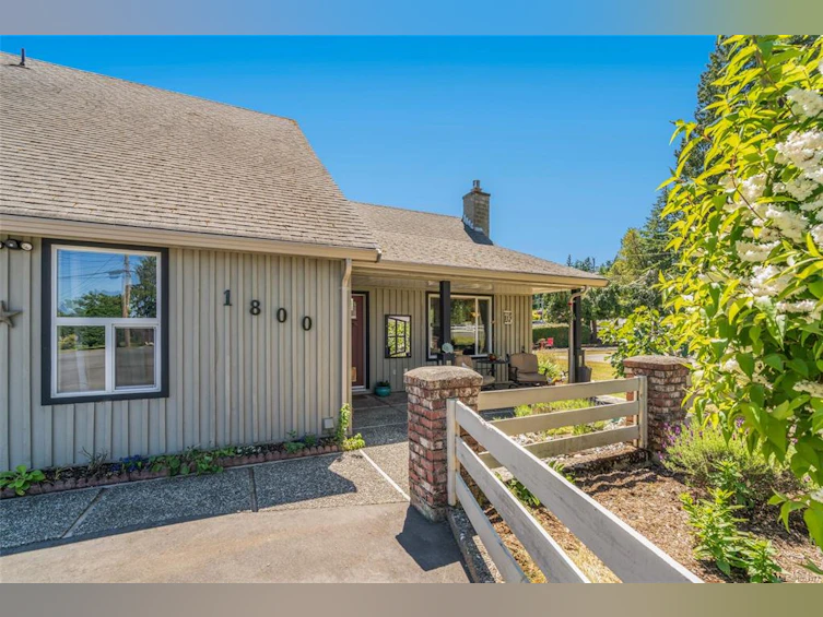 1800 Craig Drive, Nanoose, BC, V0R 2R0 - 41