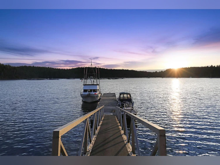 0 Tan Island, Cortes Island, BC, V0P 1Z0 - 54