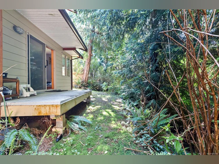 7-1626 Holly Crescent, Ucluelet, BC, V0R 3A0 - 16
