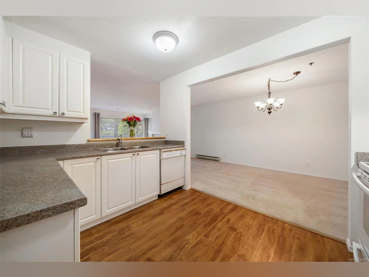 104-3009 Brittany Drive, Langford, BC, V9B 5P8 - 17