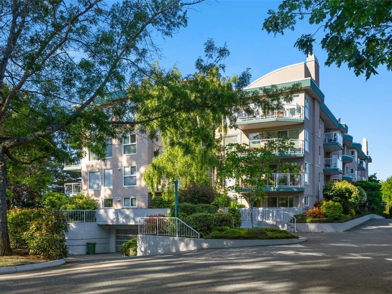 104 - 3009 Brittany Drive, Langford BC V9B 5P8