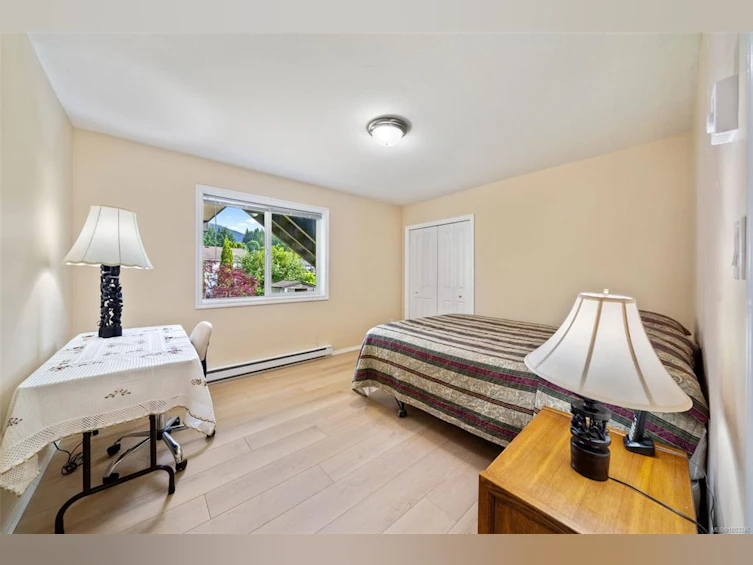 42 Quamichan Avenue, Lake Cowichan, BC, V0R 2G0 - 31