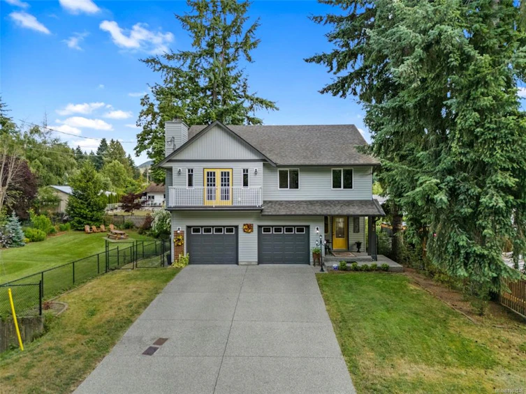 42 Quamichan Avenue, Lake Cowichan, BC, V0R 2G0 - 2