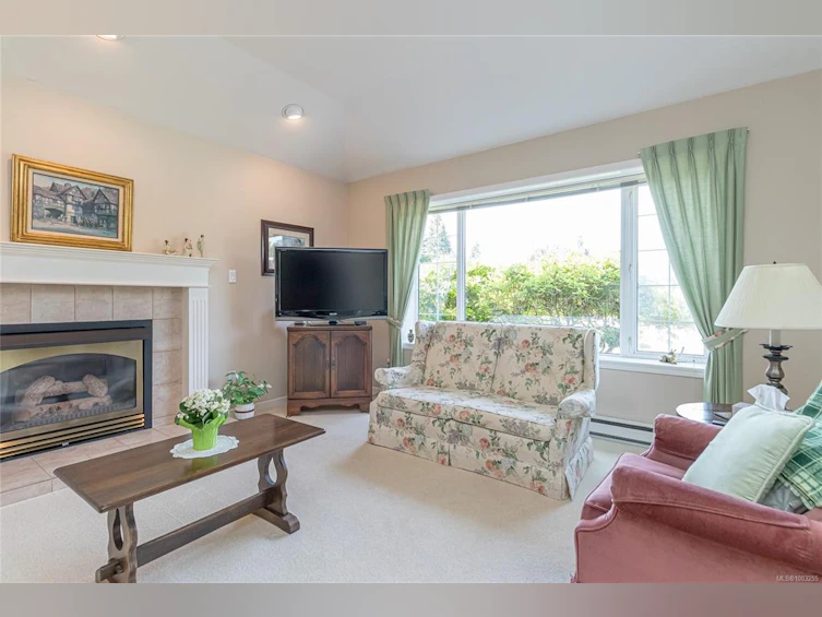 544 Willow Road, Qualicum Beach, BC, V9K 1K8 - 2