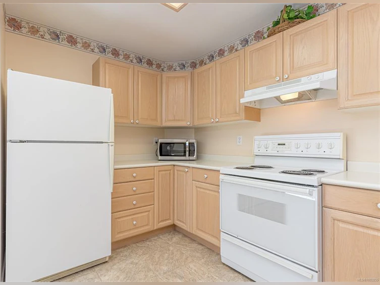 544 Willow Road, Qualicum Beach, BC, V9K 1K8 - 21