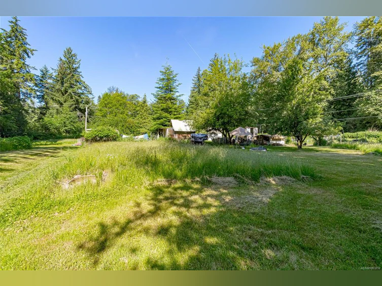 2928 Palmer Road, Hilliers, BC, V9K 1W5 - 21