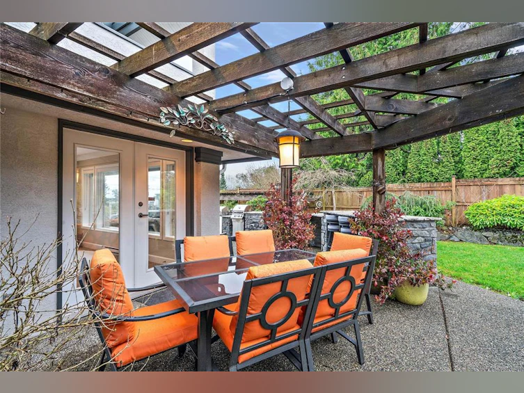 11096 Greenpark Drive, North Saanich, BC, V8L 5N5 - 48