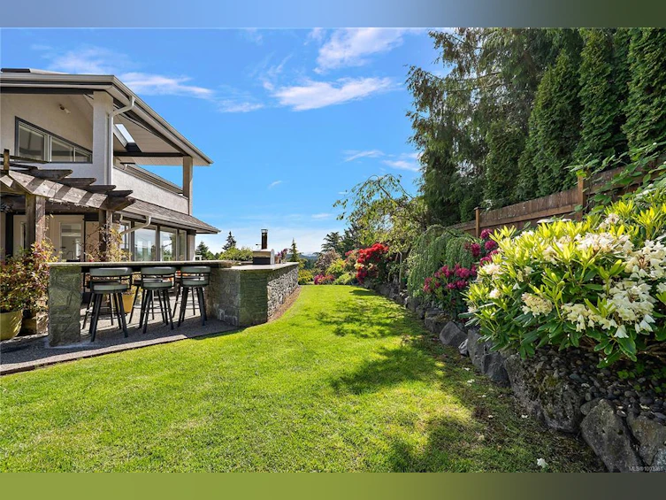 11096 Greenpark Drive, North Saanich, BC, V8L 5N5 - 27