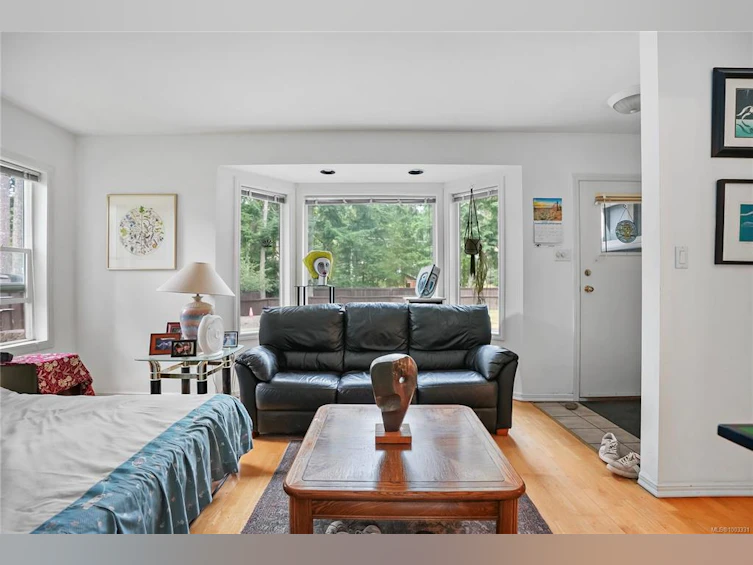 651 Vesuvius Bay Road, Salt Spring Island, BC, V8K 1H5 - 43