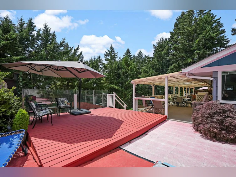 651 Vesuvius Bay Road, Salt Spring Island, BC, V8K 1H5 - 29