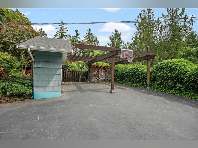 651 Vesuvius Bay Road, Salt Spring Island, BC, V8K 1H5 - 38