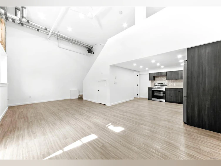 101-562 Yates Street, Victoria, BC, V8W 1K8 - 15