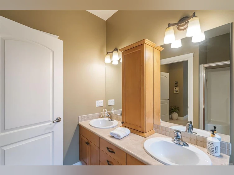550 Falcon Court, French Creek, BC, V9P 2A4 - 30
