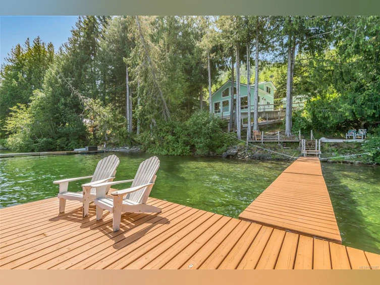 2270 South Lake Road, Qualicum Beach, BC, V9K 2L7
