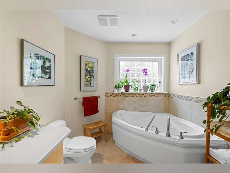 1147 Wedgewood Close, Qualicum Beach, BC, V9K 1C6 - 10