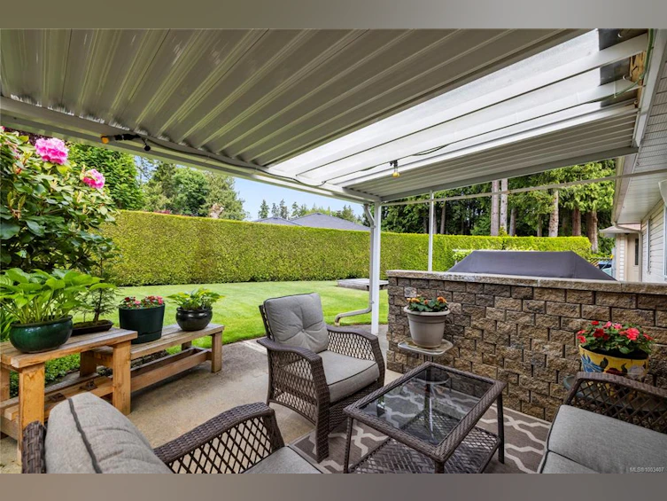 1147 Wedgewood Close, Qualicum Beach, BC, V9K 1C6 - 11