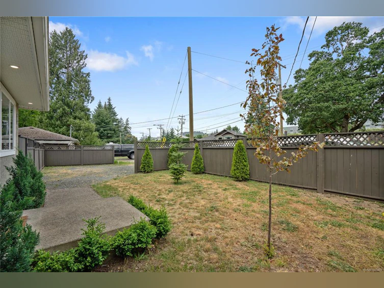 641 Strandlund Avenue, Langford, BC, V9B 3G1 - 26