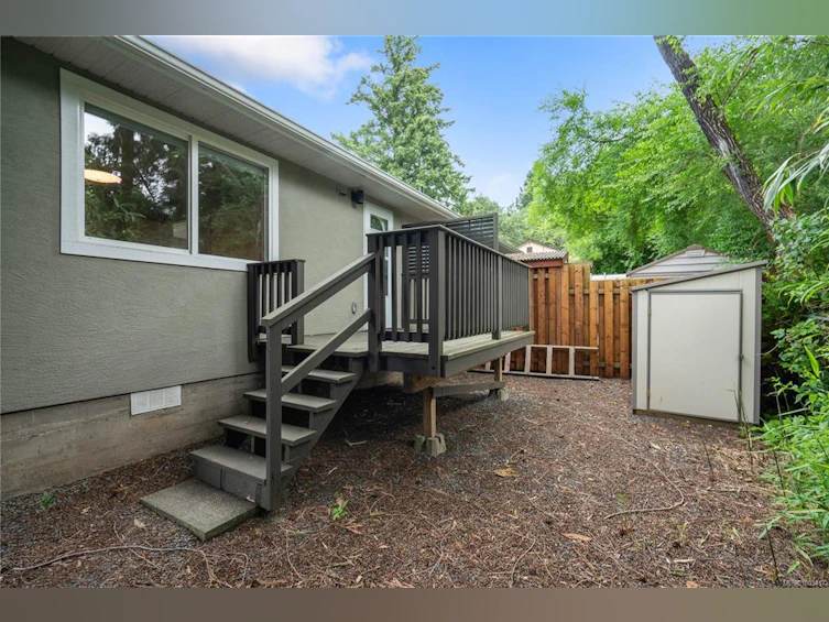 641 Strandlund Avenue, Langford, BC, V9B 3G1 - 17