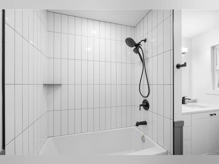 641 Strandlund Avenue, Langford, BC, V9B 3G1 - 13