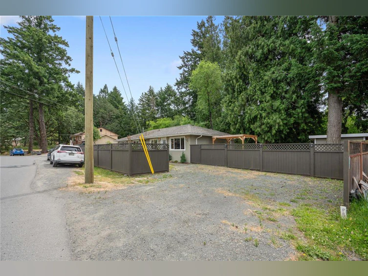 641 Strandlund Avenue, Langford, BC, V9B 3G1 - 32