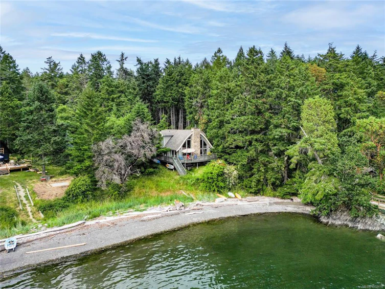 3 Mckenzie Crescent, Piers Island, BC, V8L 5Y7