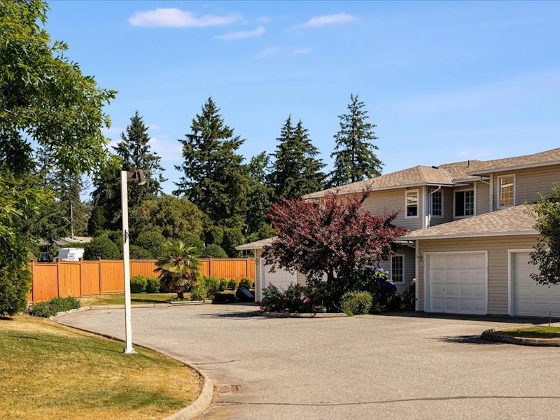15 - 3250 Ross Road, Nanaimo BC V9T 2S4