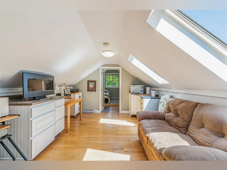 859 Drew Road, French Creek, BC, V9P 1X2 - 37