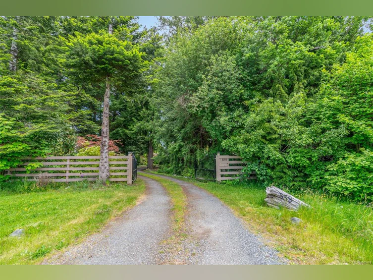 859 Drew Road, French Creek, BC, V9P 1X2 - 12