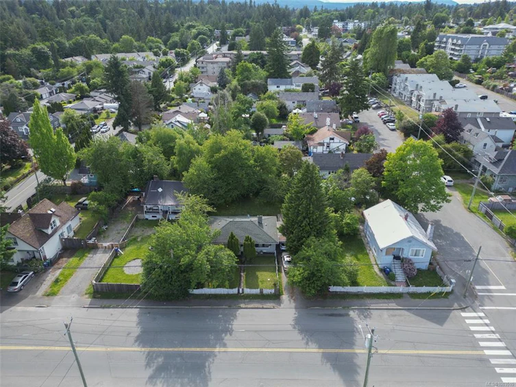 303 Holly Avenue, Nanaimo, BC, V9S 3M3 - 4