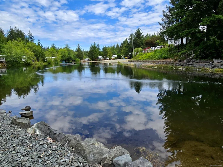 F12-2650 Turnbull Road, Qualicum Beach, BC, V9K 1Z8 - 30