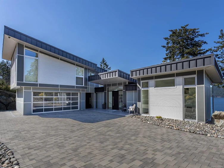 780 Lands End Road, North Saanich, BC, V8L 5K9 - 2