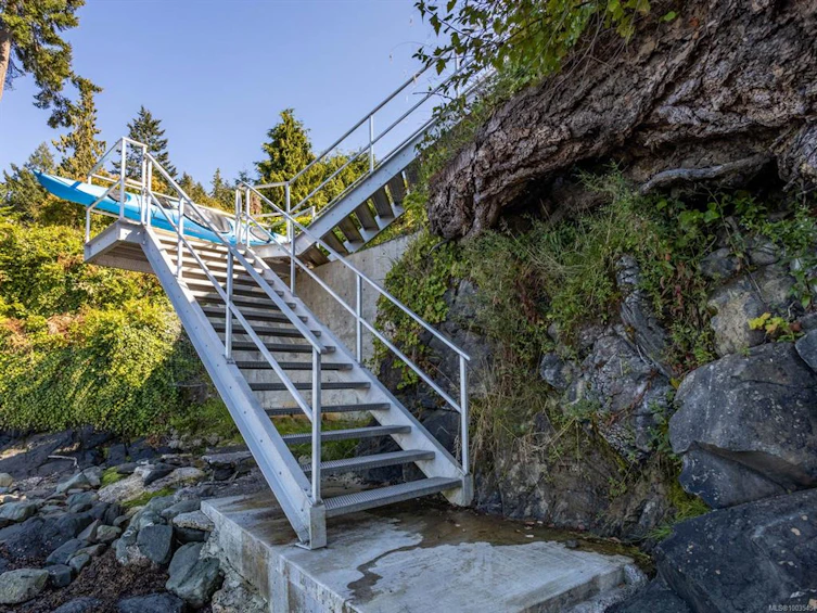 780 Lands End Road, North Saanich, BC, V8L 5K9 - 10