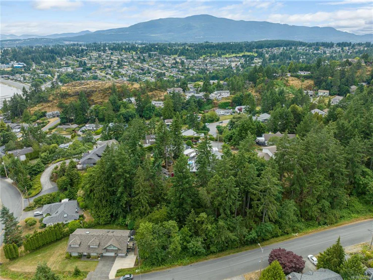 3063 Robin Hood Drive, Nanaimo, BC, V9T 1N9 - 53