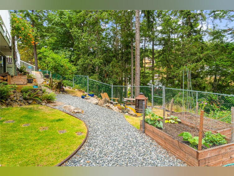 3063 Robin Hood Drive, Nanaimo, BC, V9T 1N9 - 49