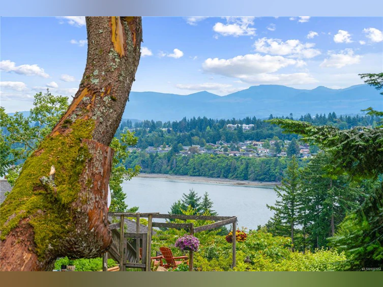 3063 Robin Hood Drive, Nanaimo, BC, V9T 1N9 - 39