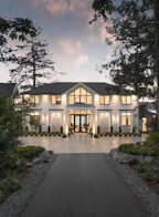 8425 Lochside Drive