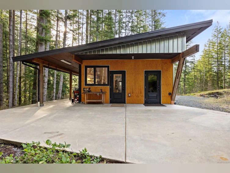 936 Gowlland Harbour Road, Quadra Island, BC, V0P 0A7 - 38